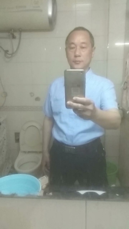 江河湖海的第一张照片--武汉闪婚服务中心