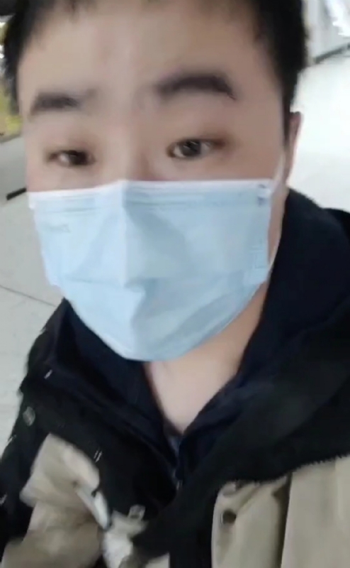 逝去的青春的第一张照片--武汉闪婚服务中心