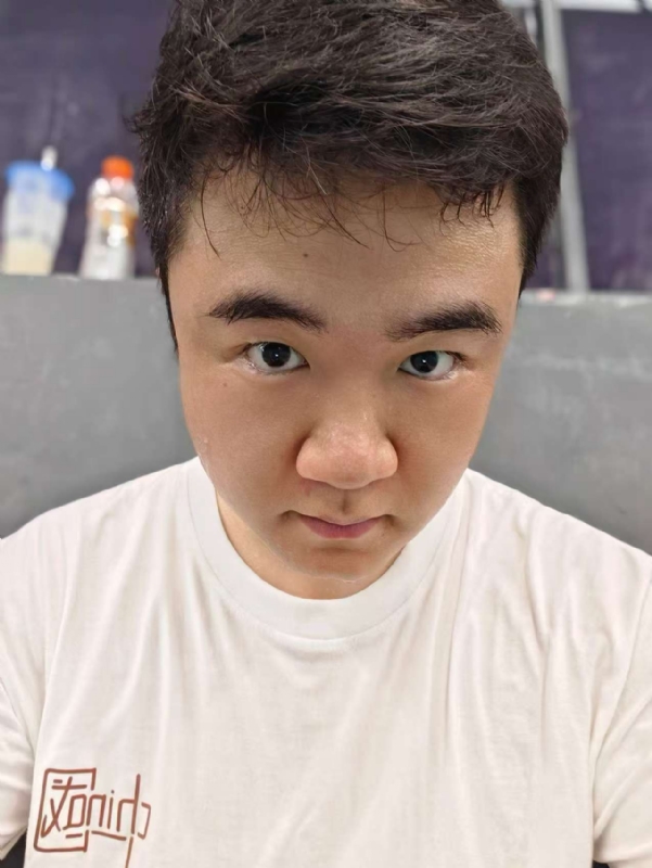 夏目的第二张照片--武汉闪婚服务中心